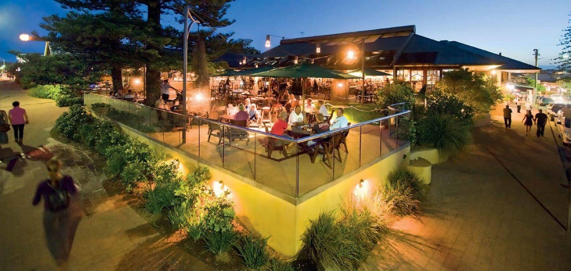 Beach Hotel Resort Byron Bay Exteriör bild