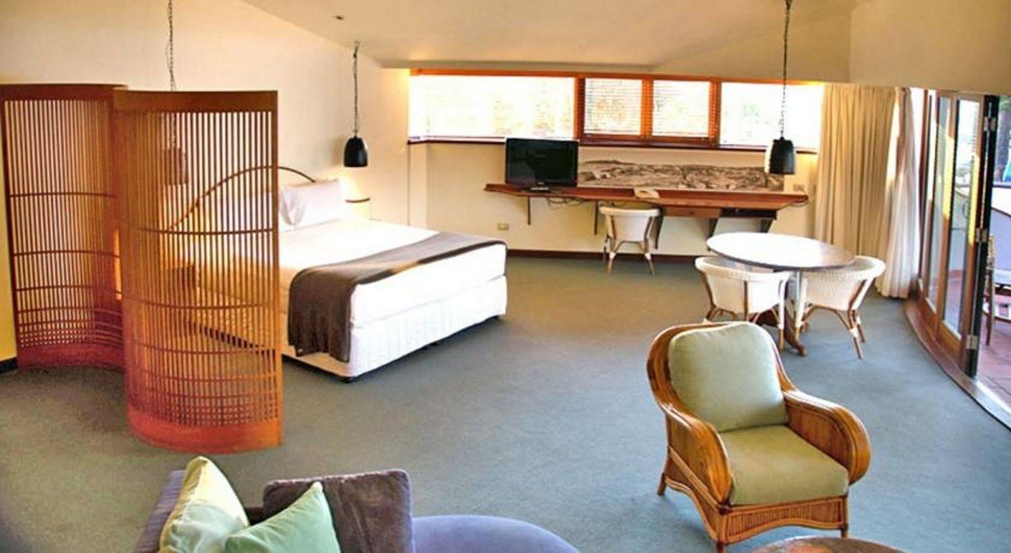 Beach Hotel Resort Byron Bay Exteriör bild